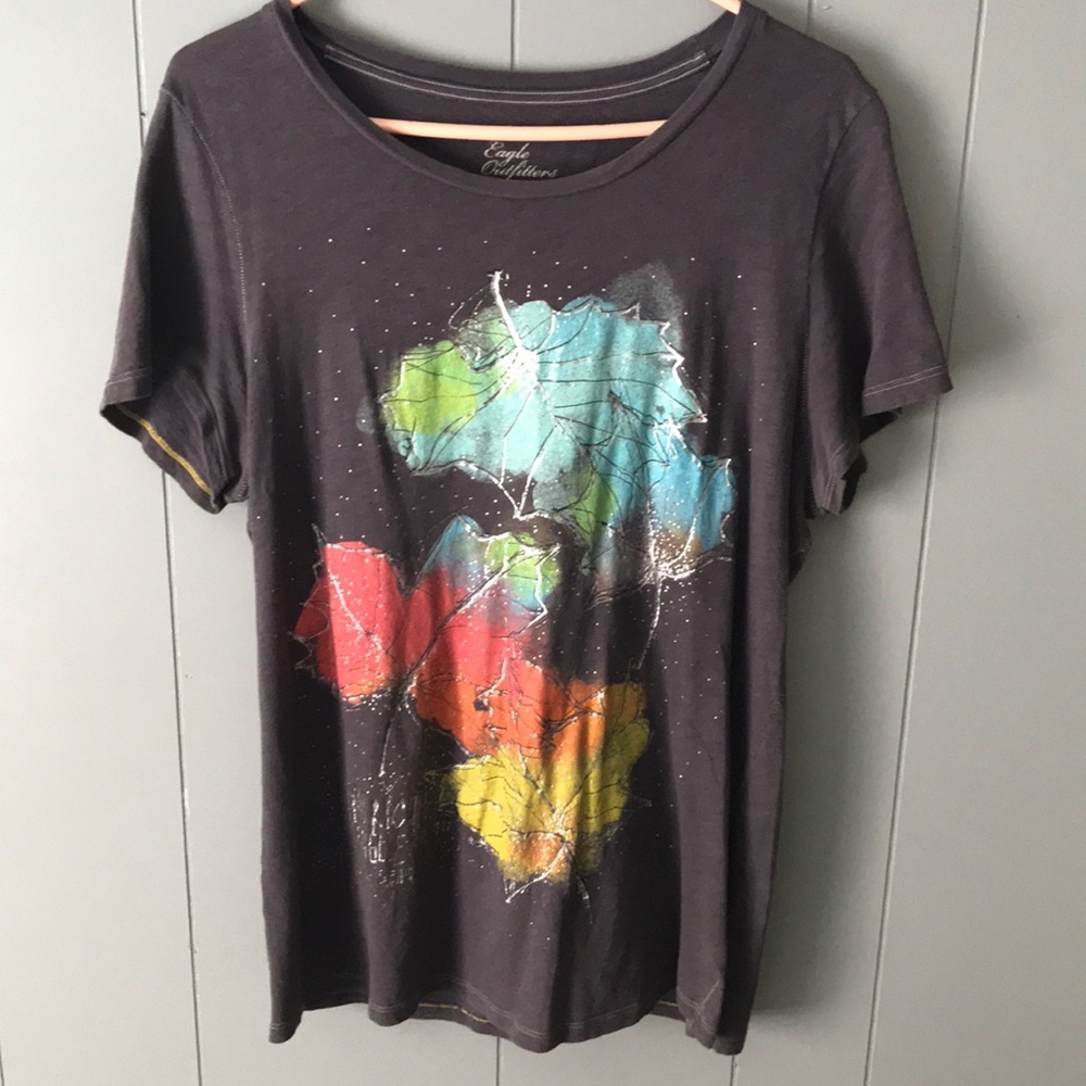*SOLD* American Eagle fall tee